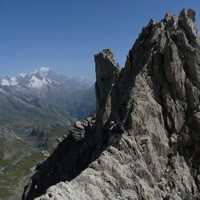 Aiguille de la Nova - Traversée des arêtes