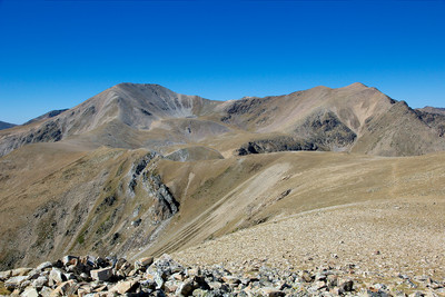 Pic du Géant, pic de Prats de Bassibès depuis pic de la Dona Pic du Géant, pic de Prats de Bassibès depuis pic de la Dona