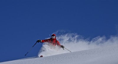 journée polaire sur les Pyrénées. -20°c et neige parfaite en télémark. Rider: M.Amigues journée polaire sur les Pyrénées. -20°c et neige parfaite en télémark. Rider: M.Amigues
