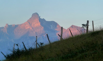 Lever de soleil sur l'Obiou Lever de soleil sur l'Obiou