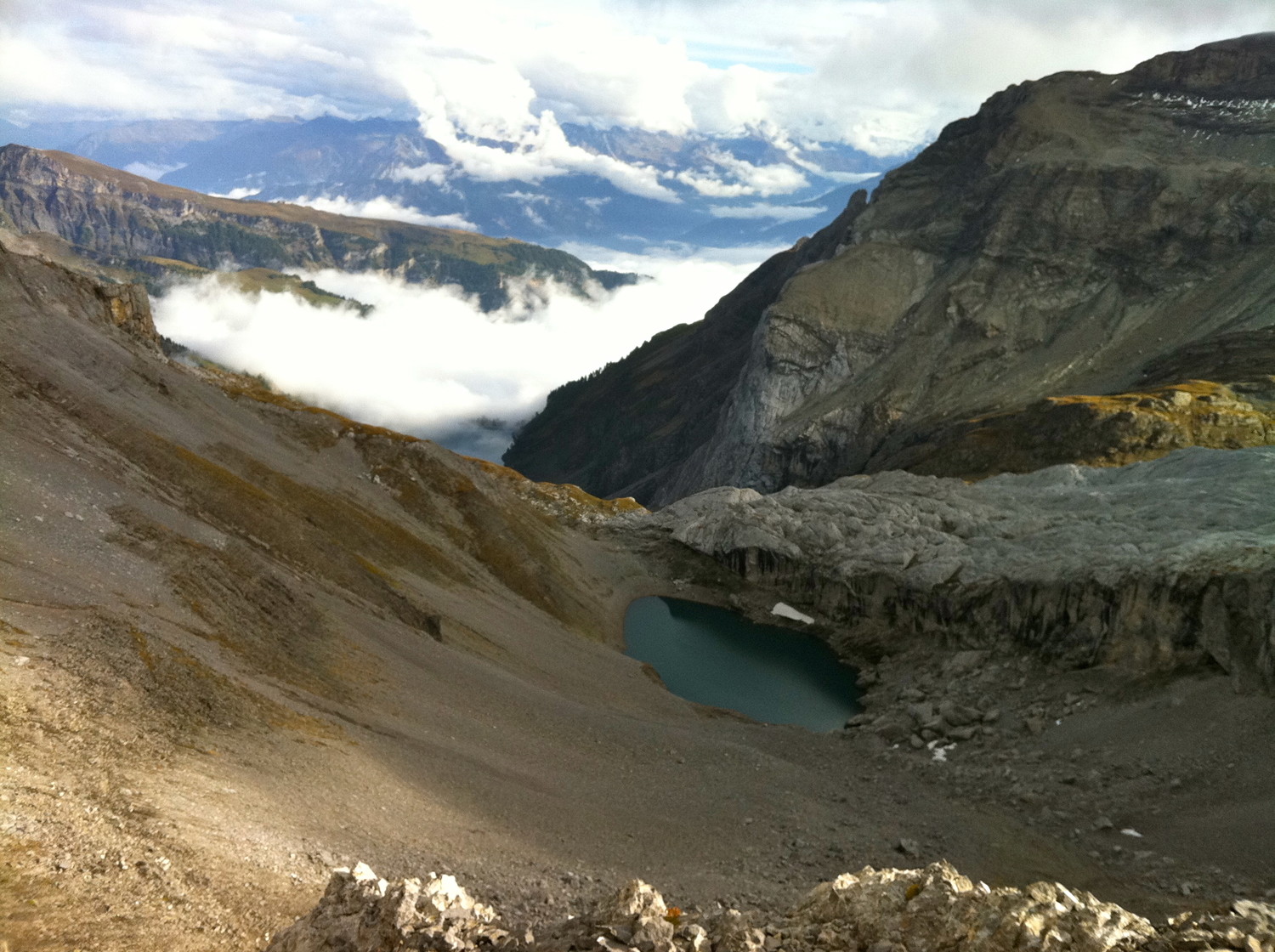 Lac de Ténéhet et son glacier ... karstique