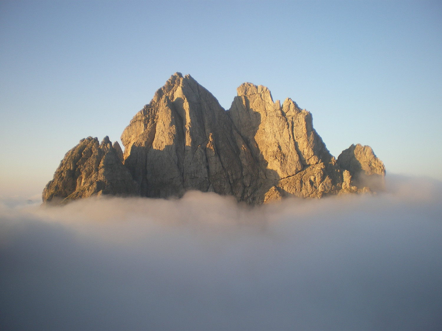 au dessus des nuages