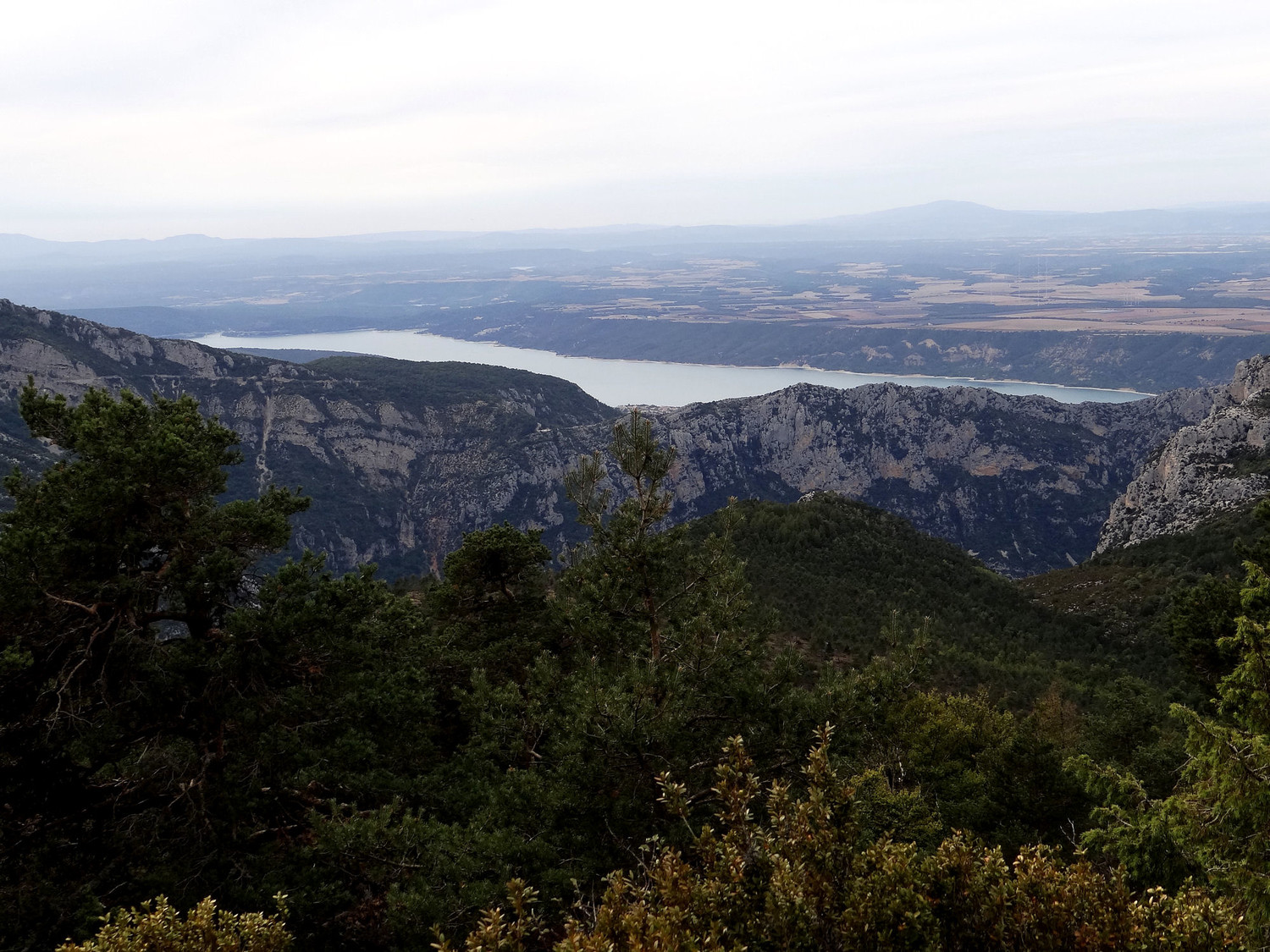 Du sommet, le lac de Ste Croix
