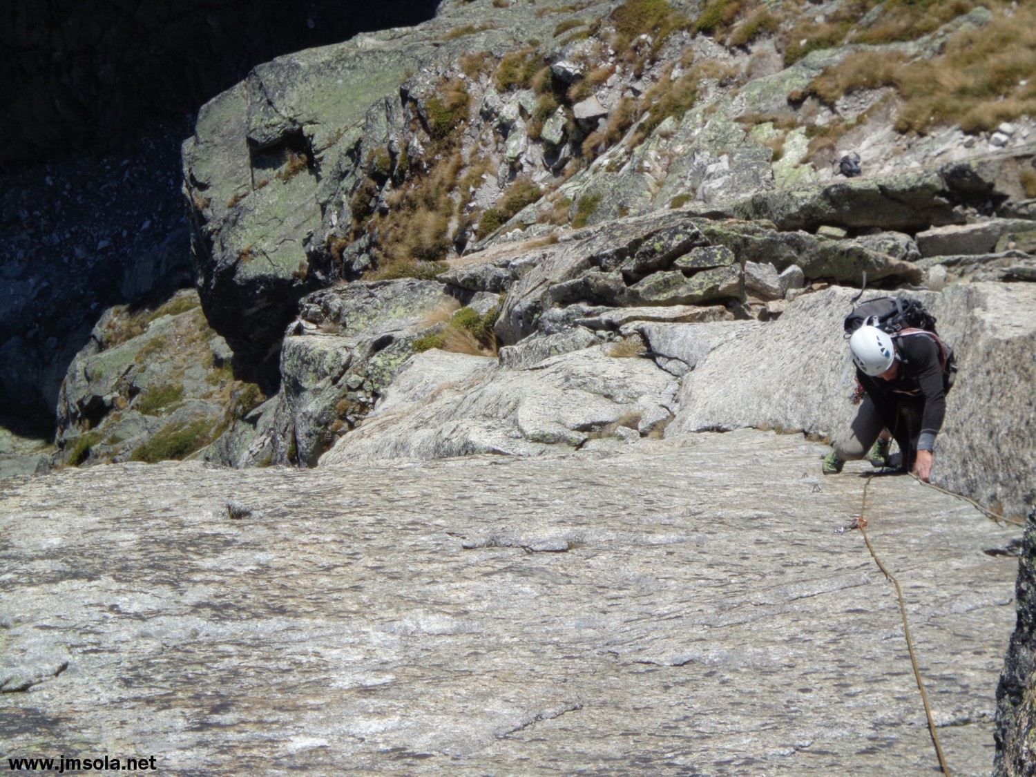 L3: une belle fissure-diedre en 6b+