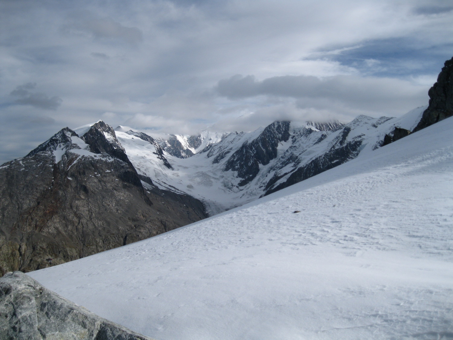 depuis le col vue sur le bassin de tré la tête