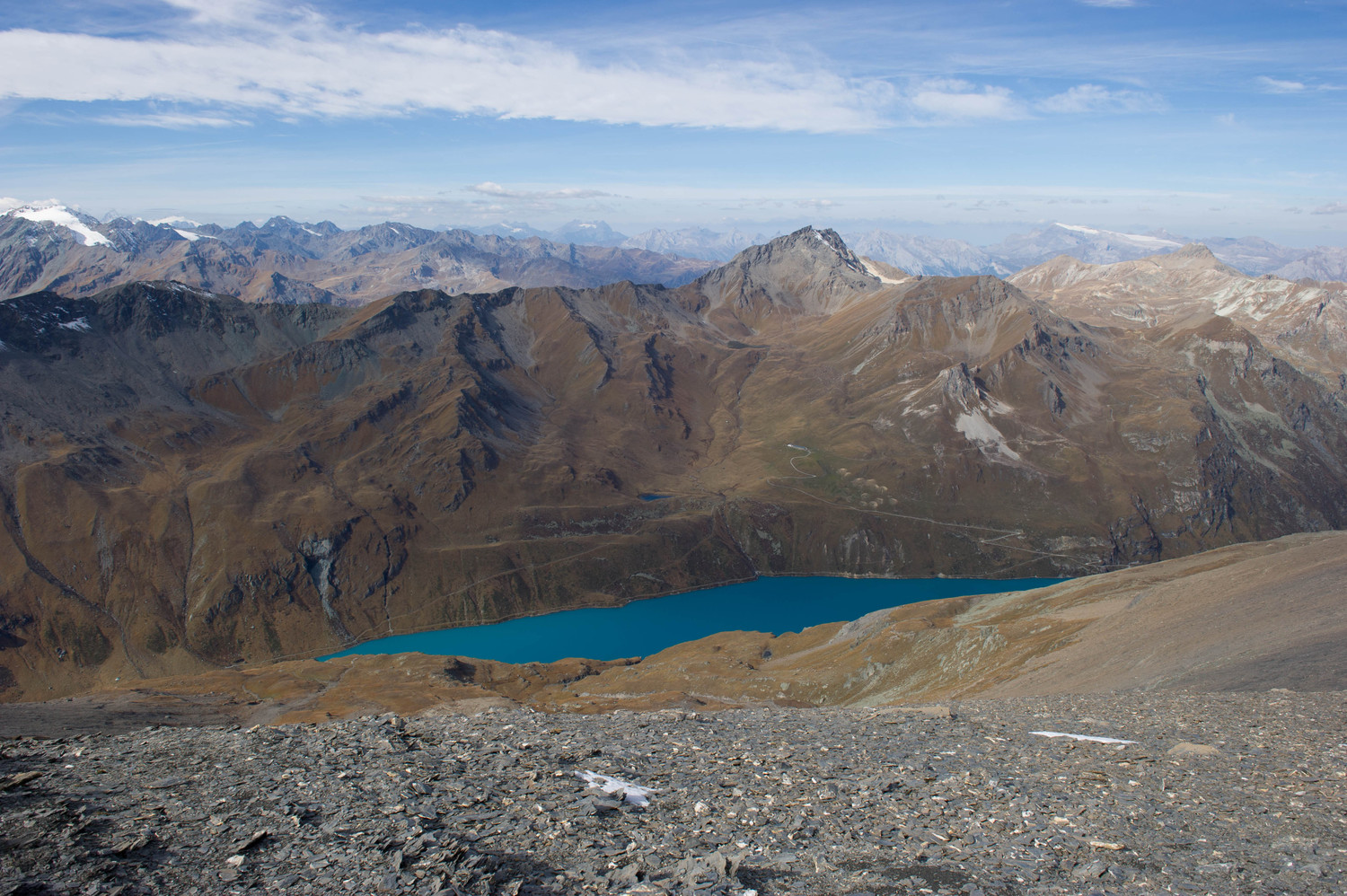 Vue sur le lac de Moiry