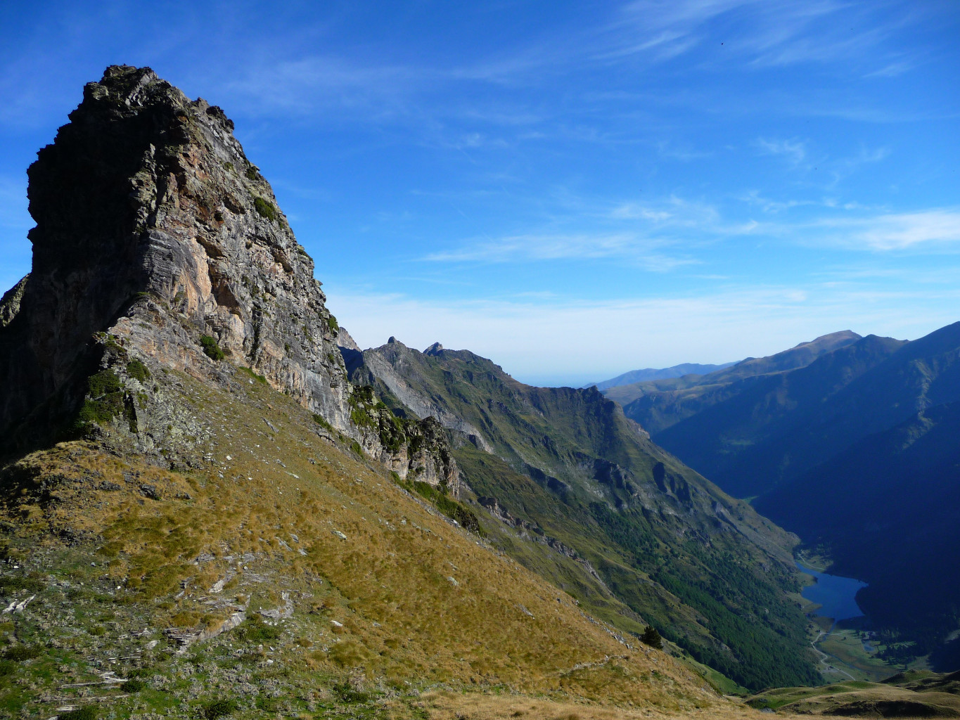 Le lac d'Estaing depuis le col de Paloumère