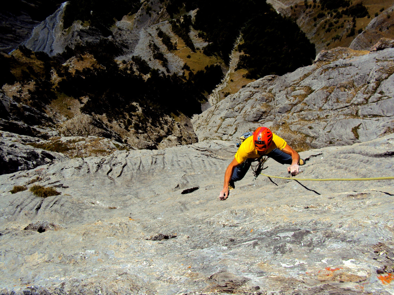 JB ds la dernière longueur en 6c