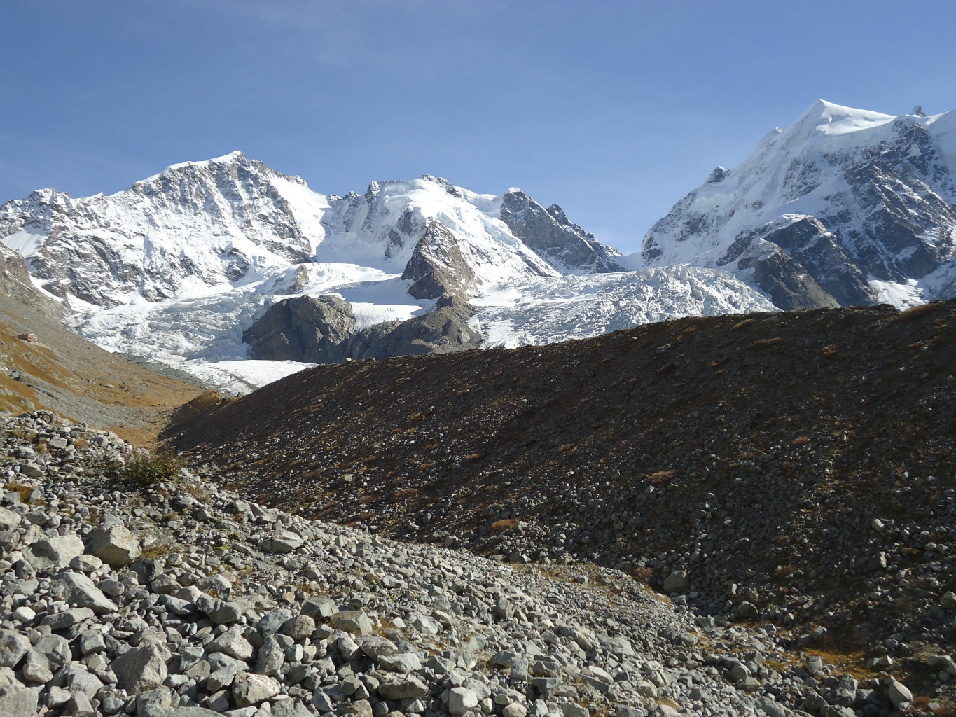 La triade Roseg (da dx), Scerscen e Bernina