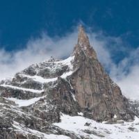 L'aiguille Dibona, version hivernale.