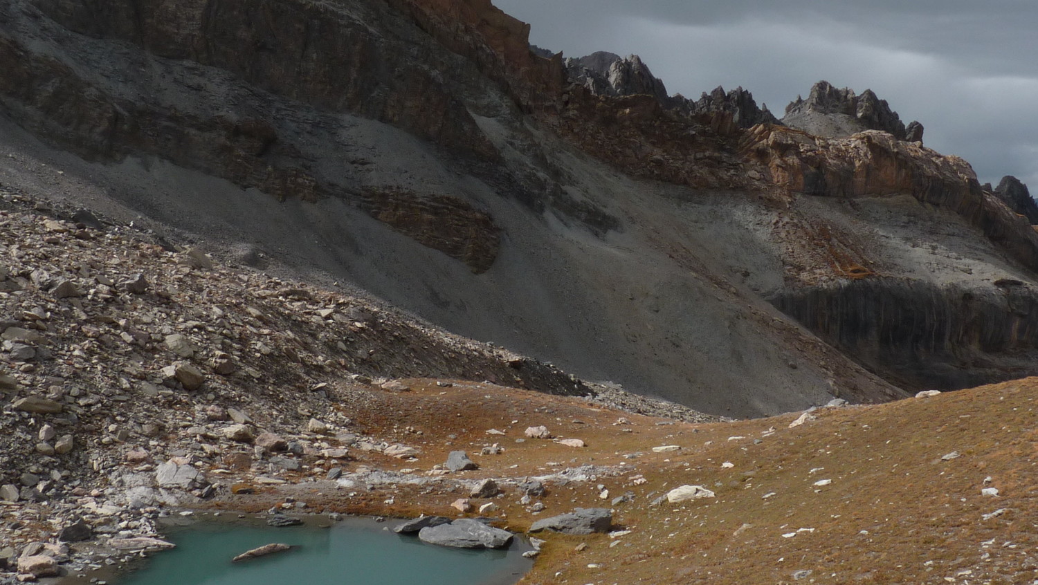 Lac dans le vallon de la Font Sancte