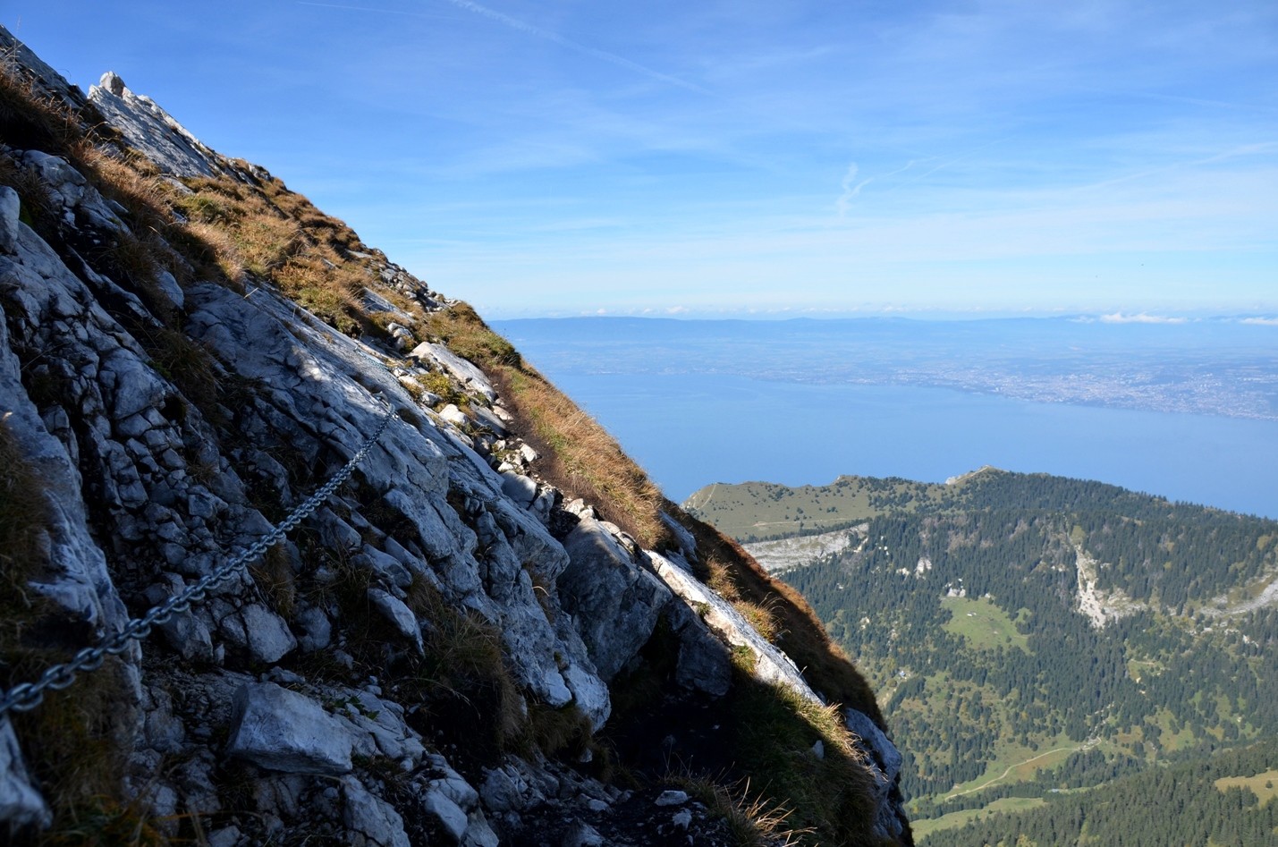 Vire en face N de la Dent d'Oche, Lac Léman