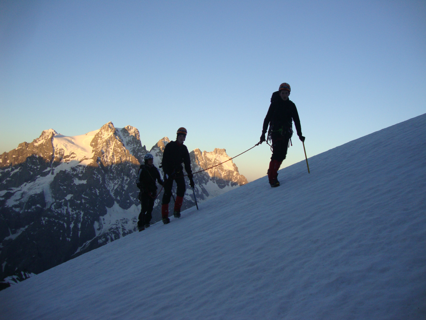montée au col pour la traversée des domes du monetier