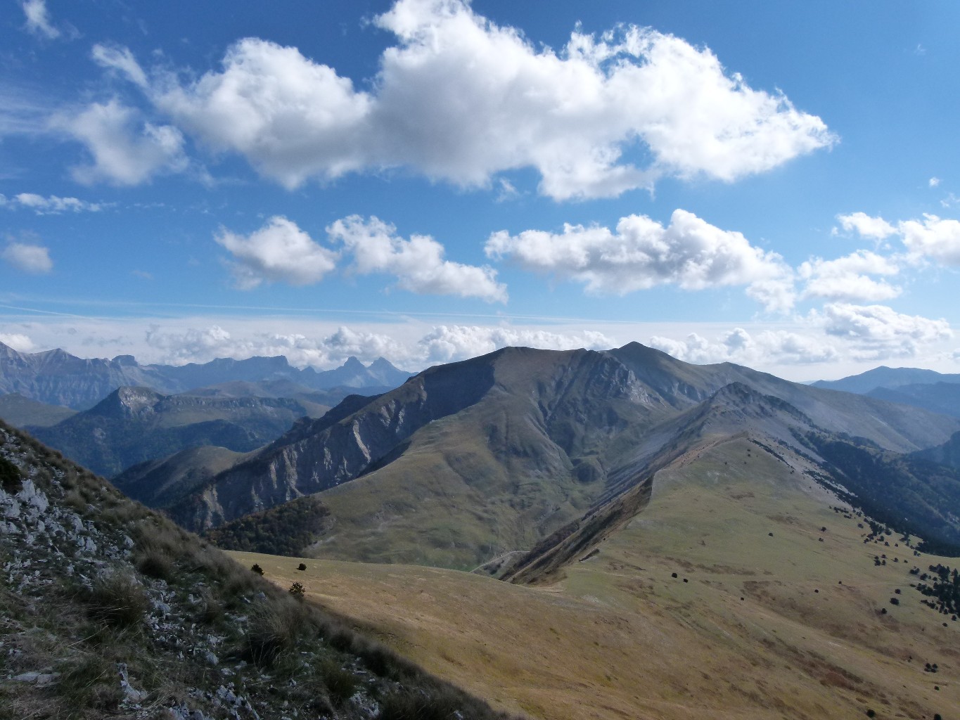 Crete sud du Mt Barral - vue sur le Jocou