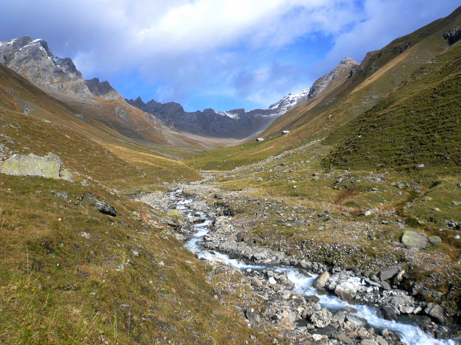 Vallée latérale de Tersol (Calfeisental, Pizol, Préalpes de St Gall). Vous avez dit solitaire ?