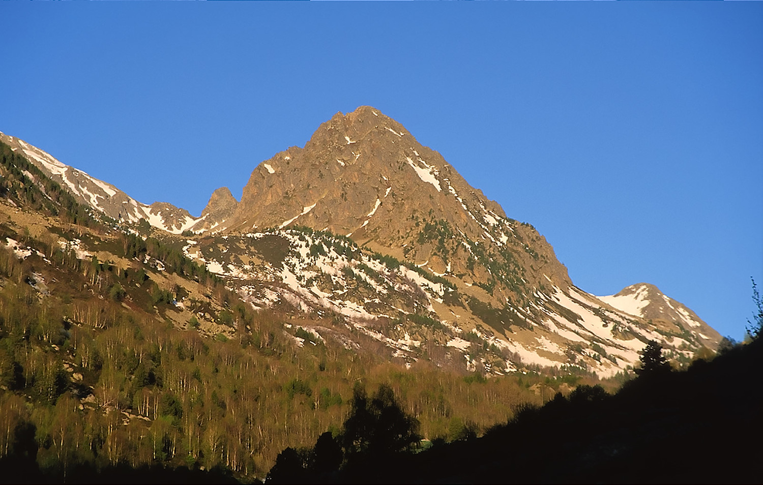 Pic de Peiraforca depuis le val de Campcardos