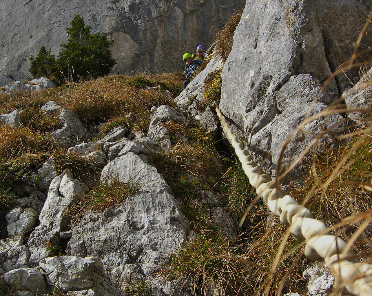 Dzérat, Dzérat pas - descente