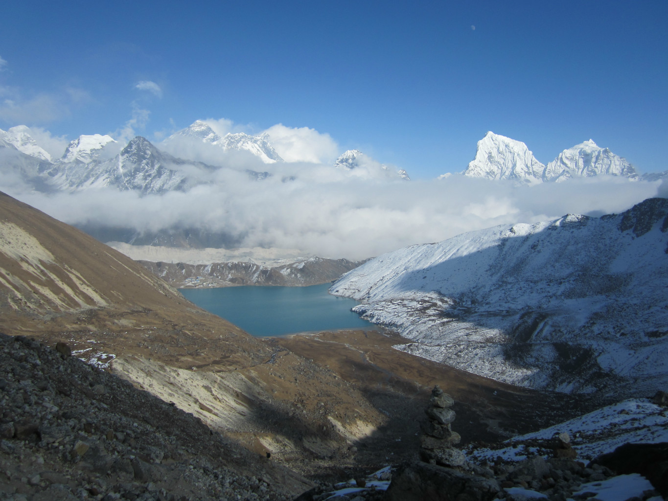 Vue sur le massif de l'Everest et le lac de Gokyo