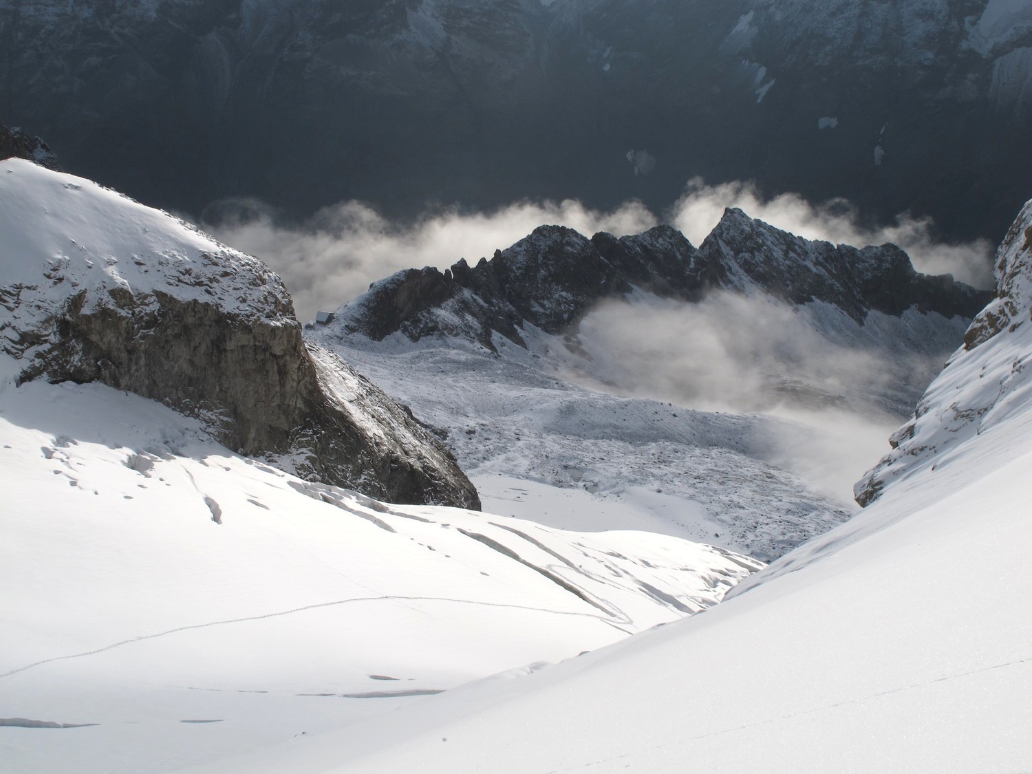 Vue du refuge depuis l'arrete