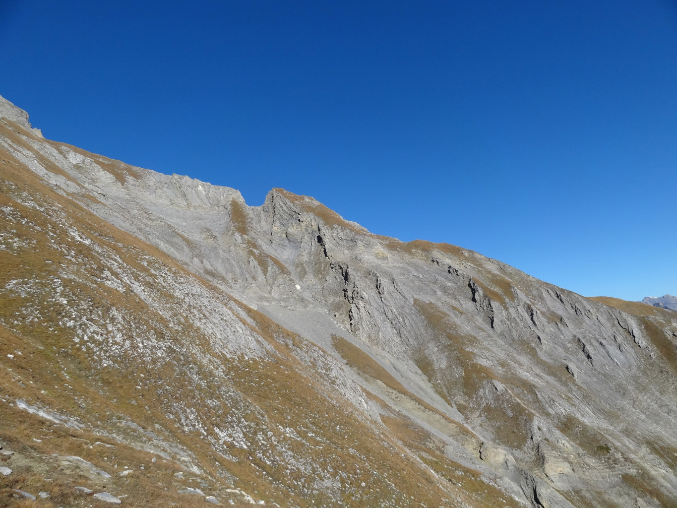 Arête E