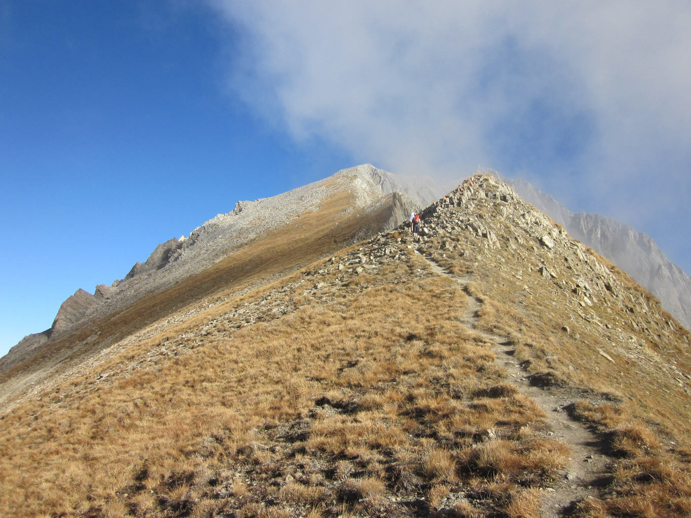 Sur l'arête du Grand-Chavalard