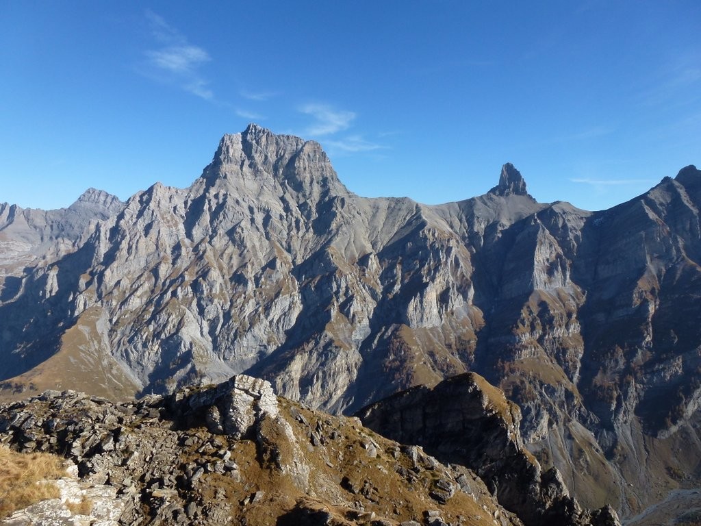 Versant W du Muveran depuis la Pte des Savolaires