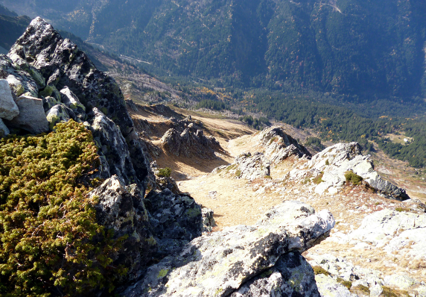 Grands Moulins: Plongée sur le couloir SW et le bens