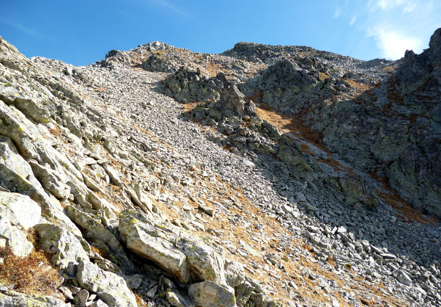 Grands Moulins: Sortie du couloir SW.