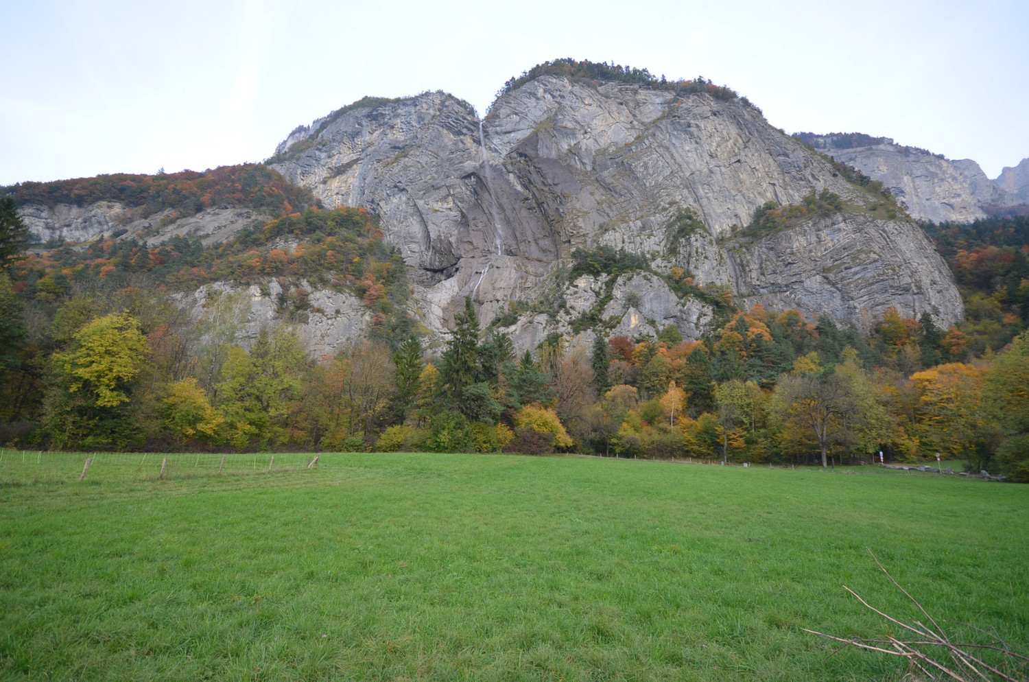 Tête de Lassy - départ de Luzier - cascade d'Arpenaz
