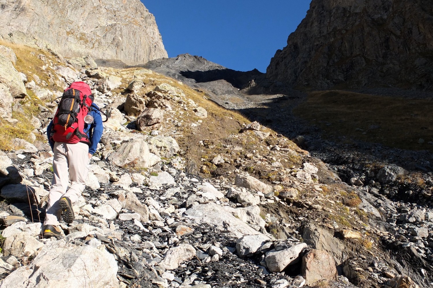 Rude montée finale au Col de la Muzelle