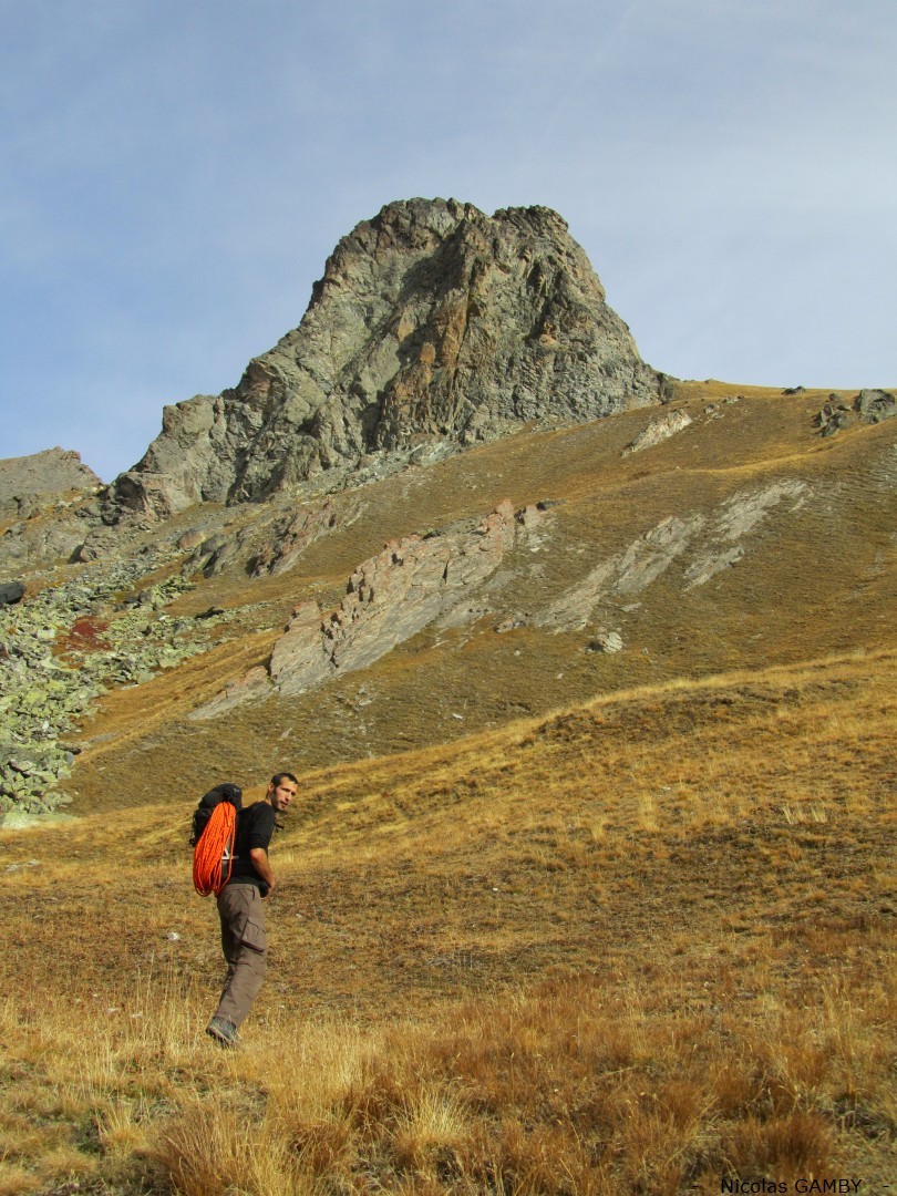 Séminaire d'automne dans le Queyras - Vincent pose devant l'objectif du jour : le Rouchon