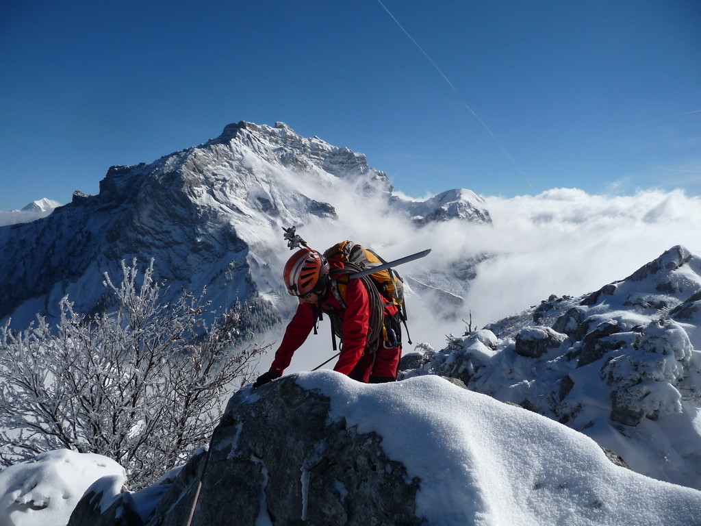 sur l'arête, la Tournette derrière