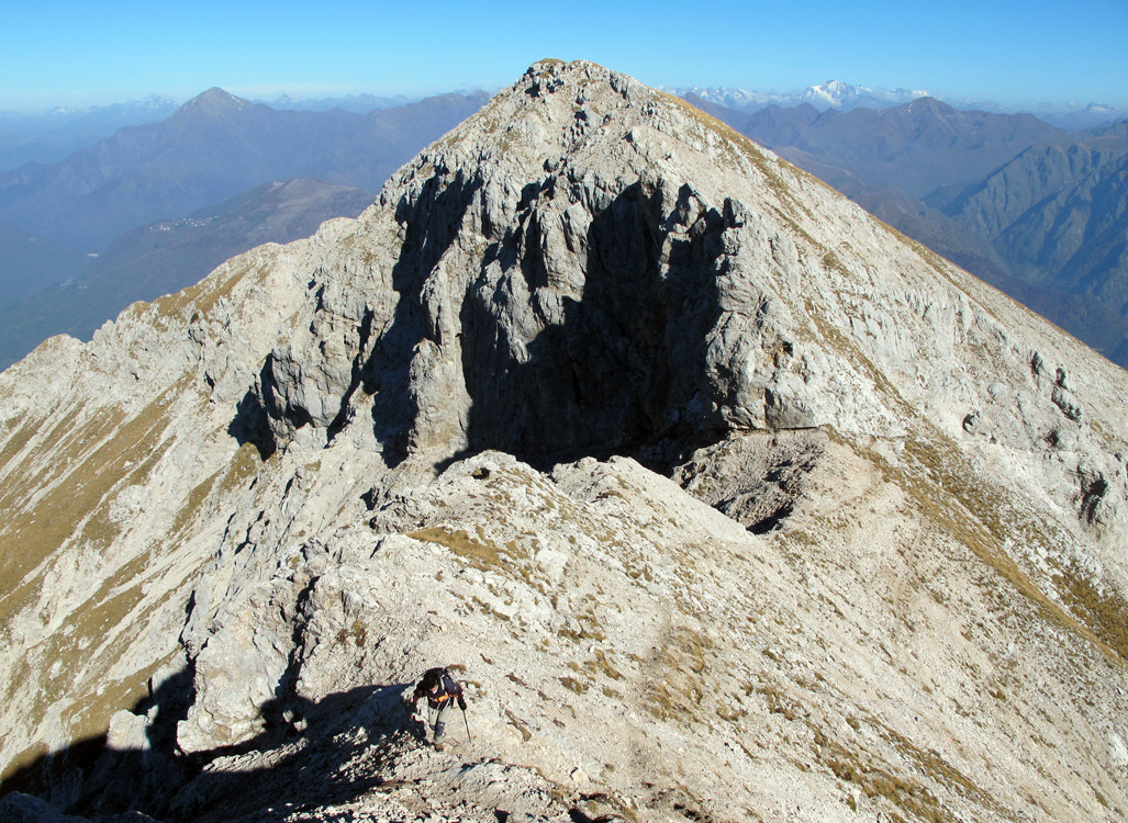 il Pizzo della Pieve, visto dalla cresta NE del Grignone.