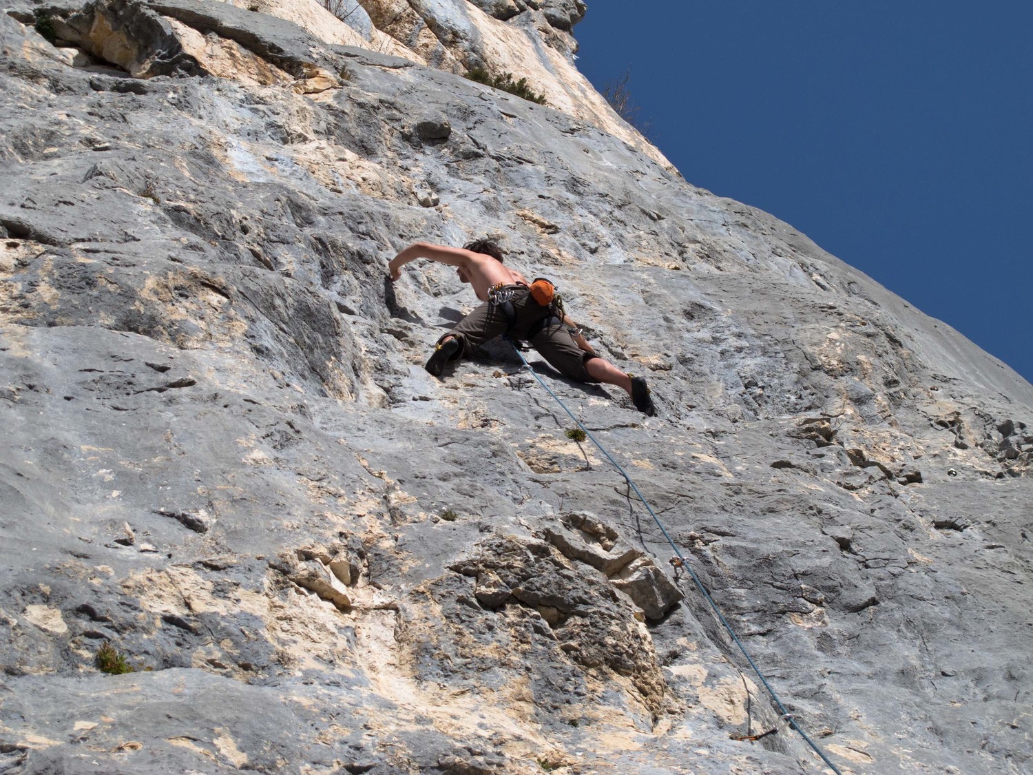 Marchand de saucisses (6c), Cristol n'est pas une quiche (dans le crux)