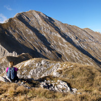 vetta dello Zucco dei Chignoli; si  contempla, verso il tramonto, la Grigna....