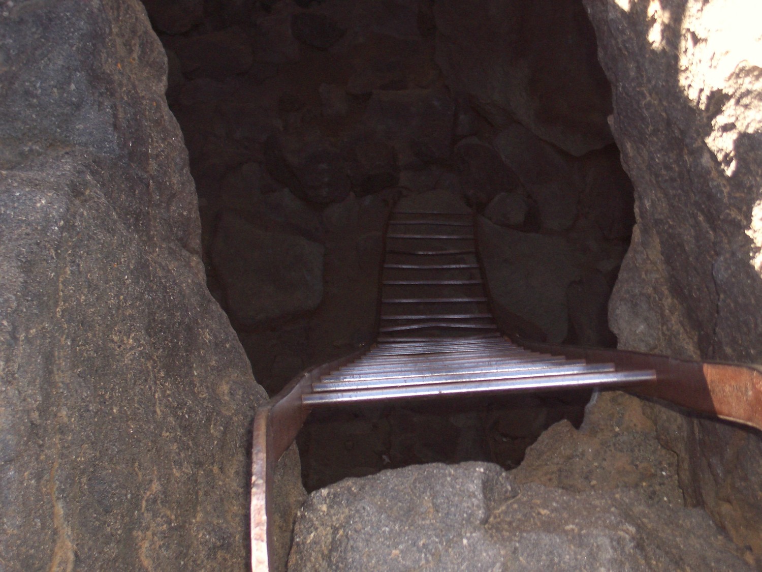 Echelle de la Cueva del Hielo