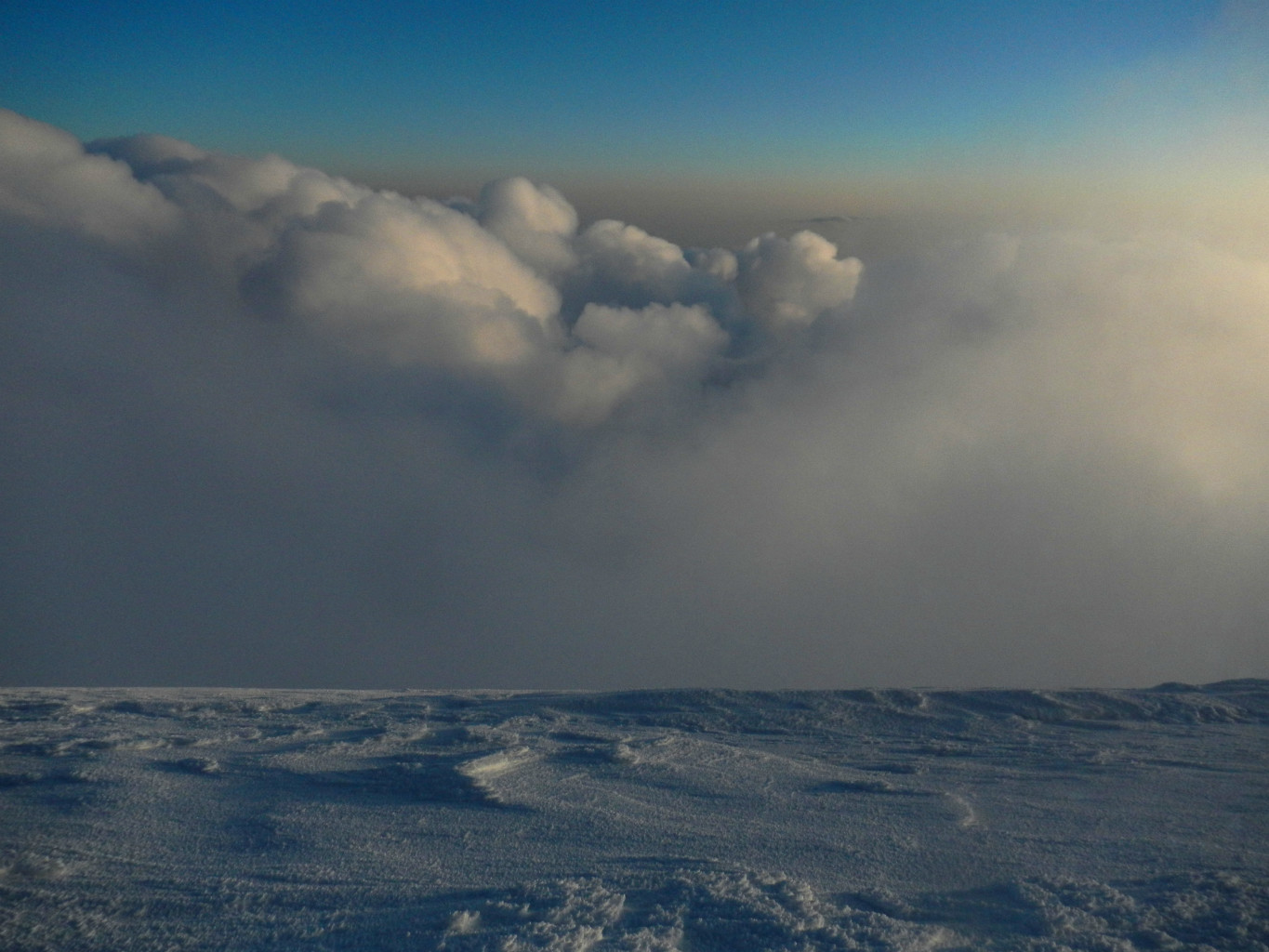 Au sommet du Mont-Blanc