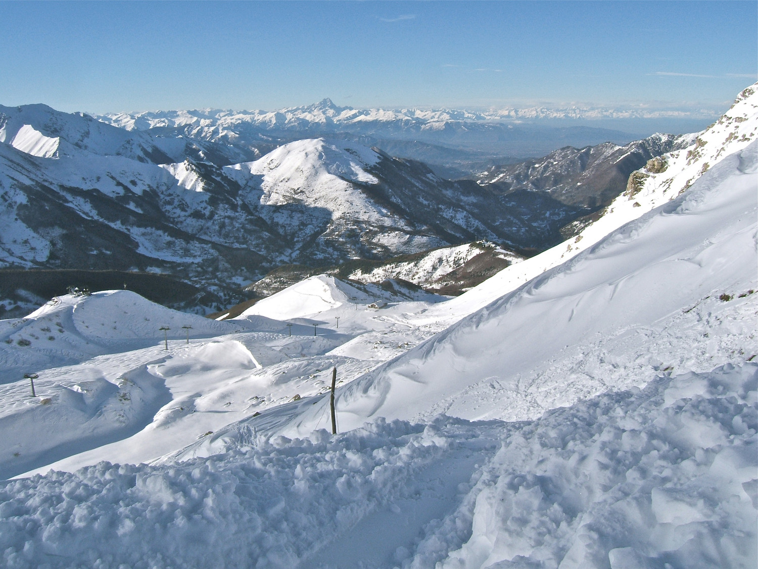 Descente bien tracé sur la station de ski de Limone.