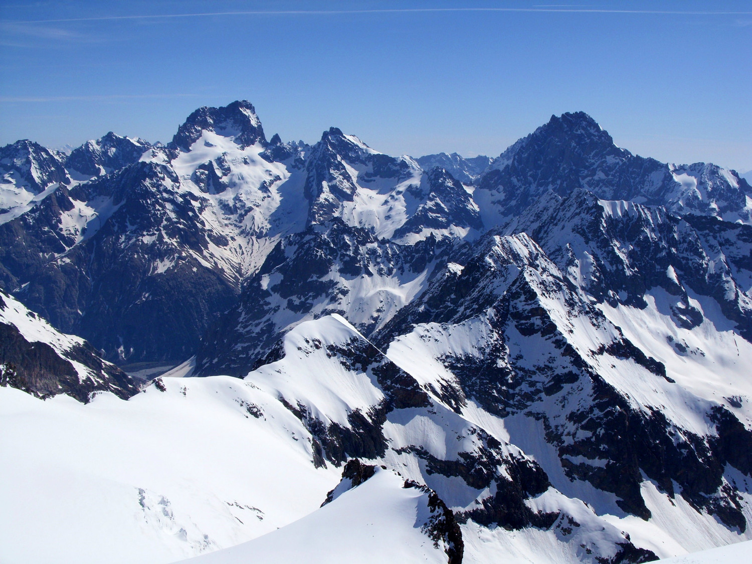 Depuis le sommet : Ecrins, Coolidge, Ailefroide