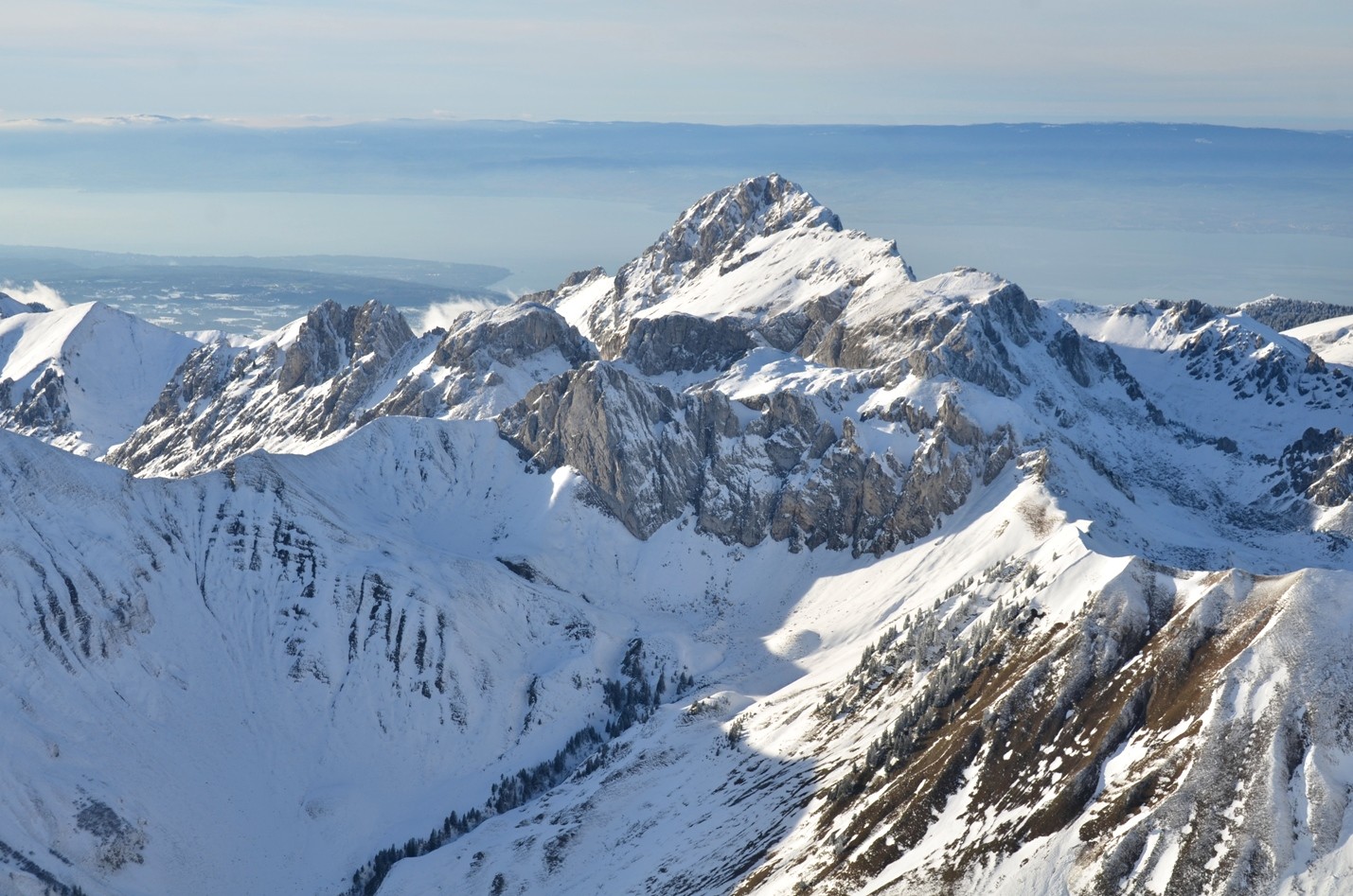 Dent d'Oche 2222m dite "La Bec"