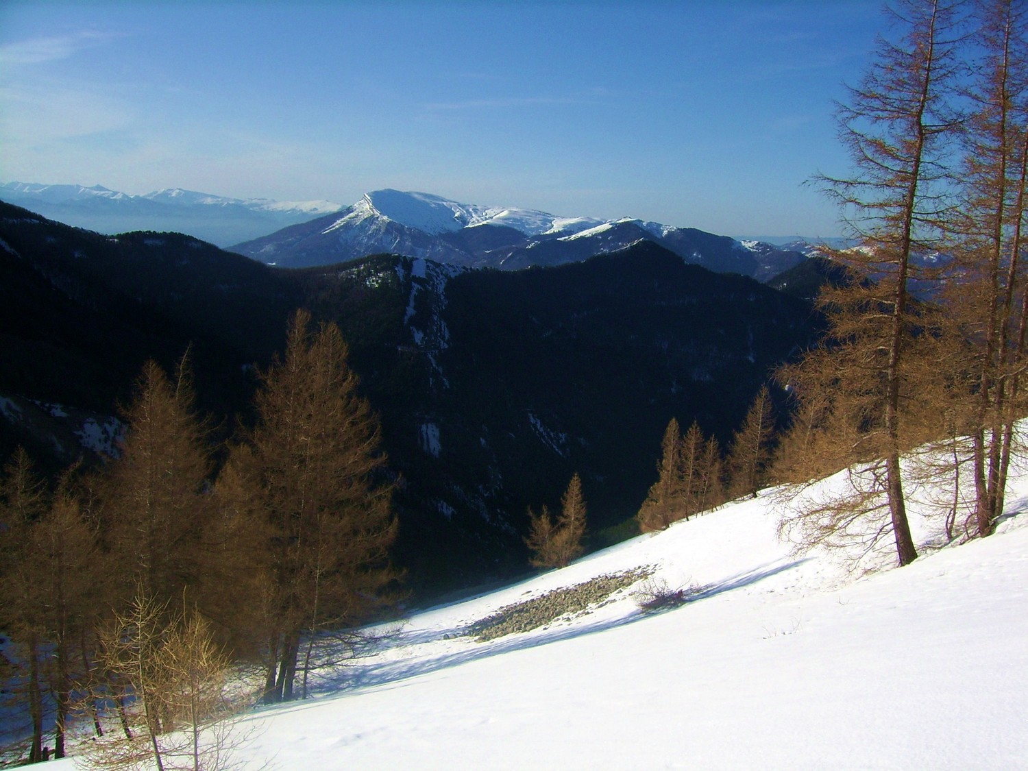 Au sud le Pic de Céüse