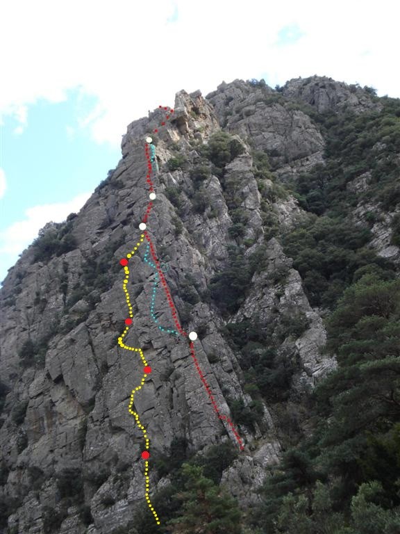 Tracé de l'arête N et de la voie Maraval-Mazet.