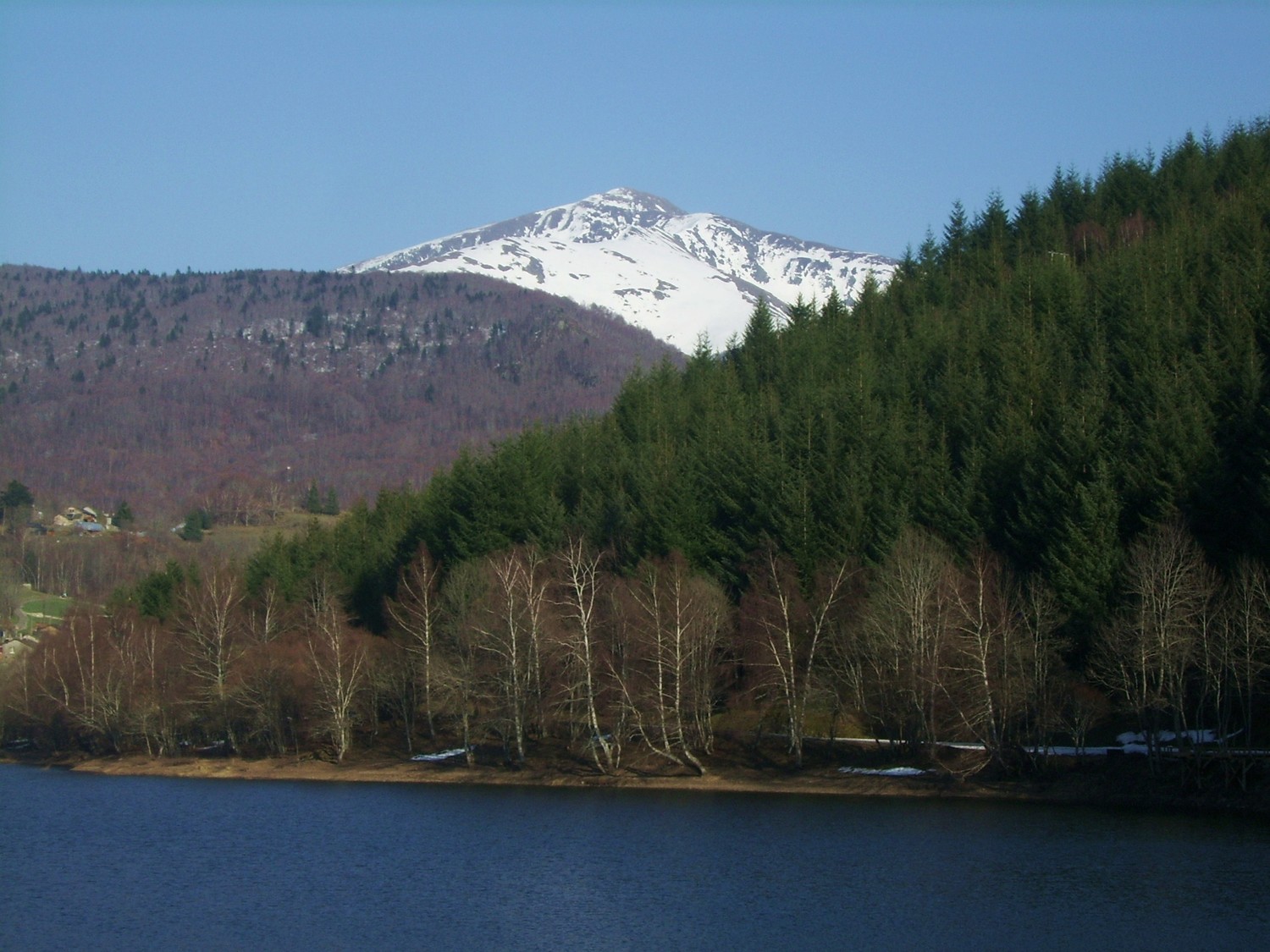 Vue lointaine sur le Tarbésou
