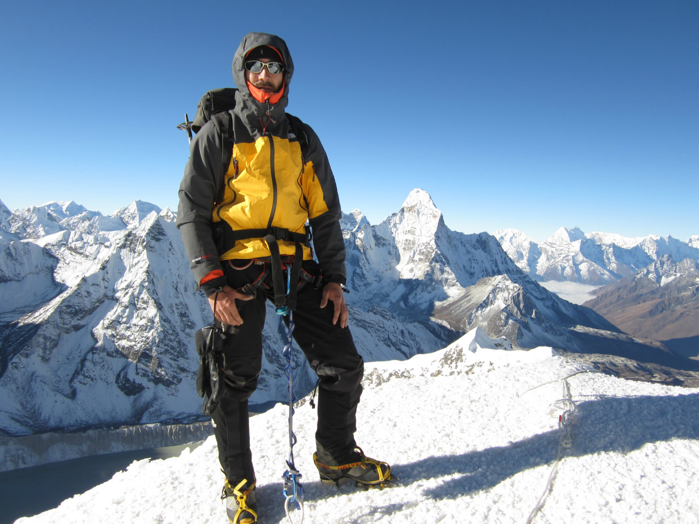 Au sommet, vue vers l'Ama Dablam