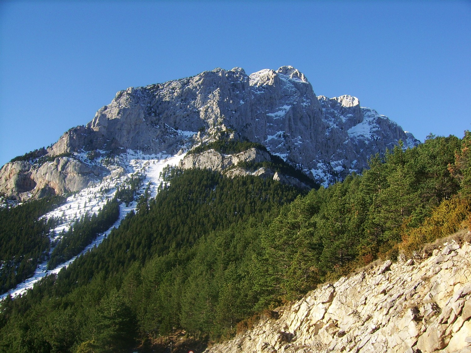 Les parois de la Pedraforca