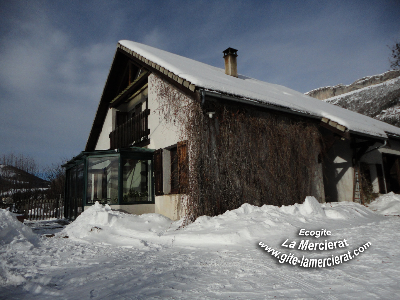 Le gîte poudré de neige