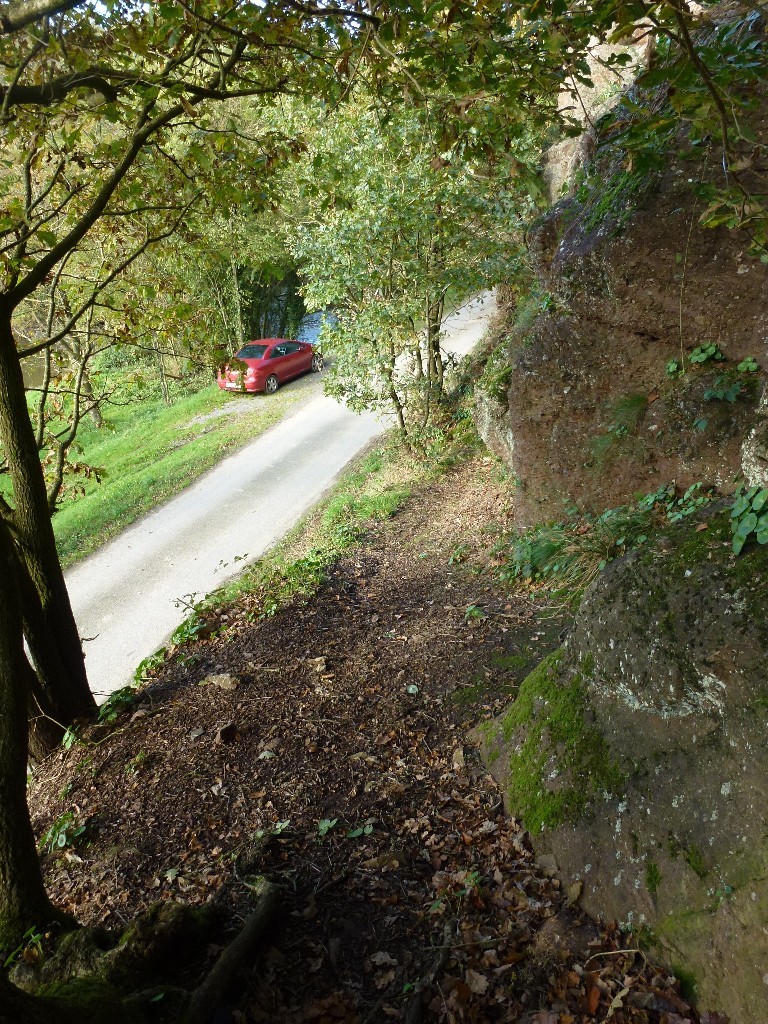 Site en bord de route et approche courte...