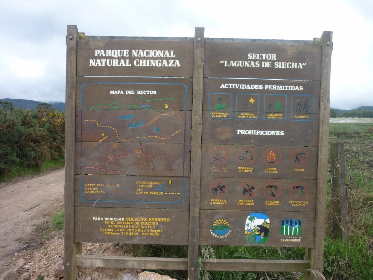 Panneau marquant le début de la route allant au parc