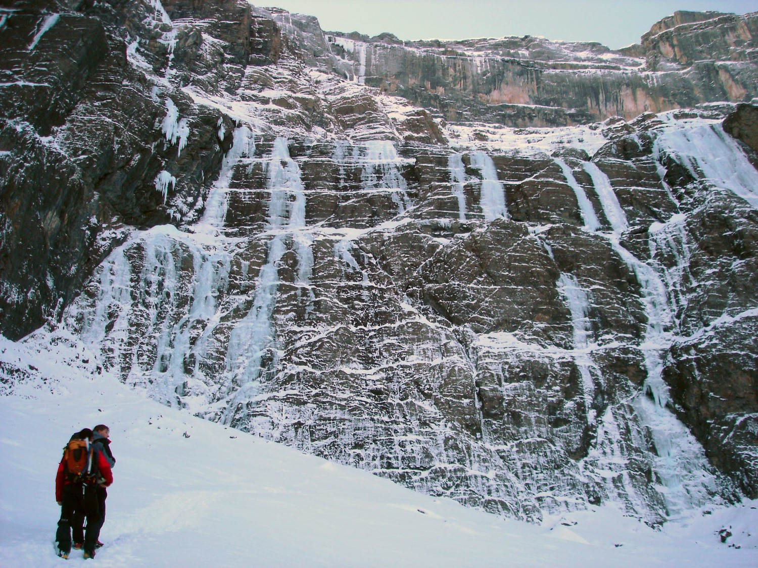 Le cirque est désert ce matin : Normal les conditions sont moyennes pour une fin janvier.