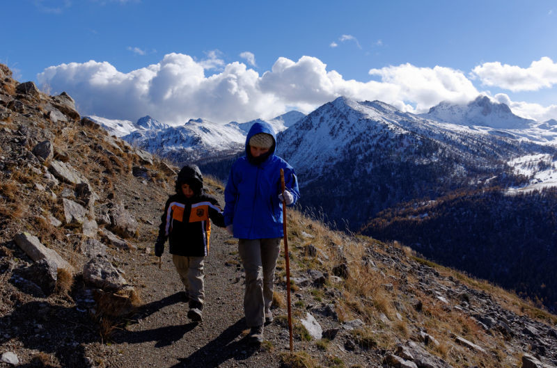 Chemin de ronde : la plus grande motive le plus petit